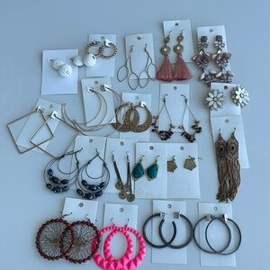 🚫SOLD🚫 Fashion Earring Bundle